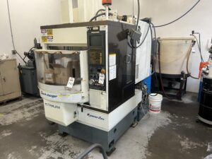 1997 Kitamura MyCenter-0 APC Sparkchanger CNC Vertical Machining Center