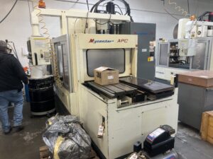 1995 Kitamura MyCenter 3X APC side-shuttle CNC Vertical Machining Center