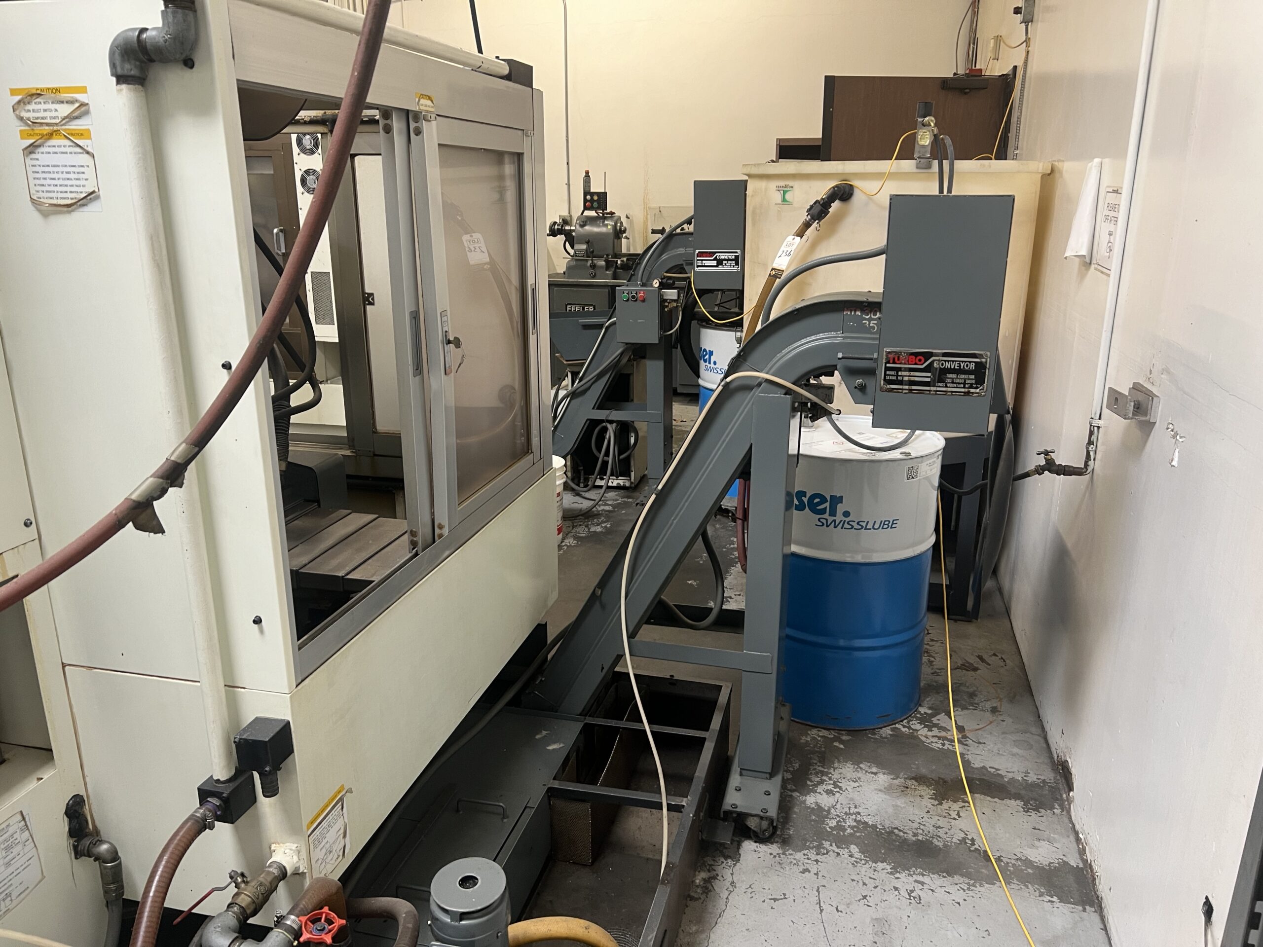 1995 Kitamura MyCenter 3X APC side-shuttle CNC Vertical Machining Center - Image 8