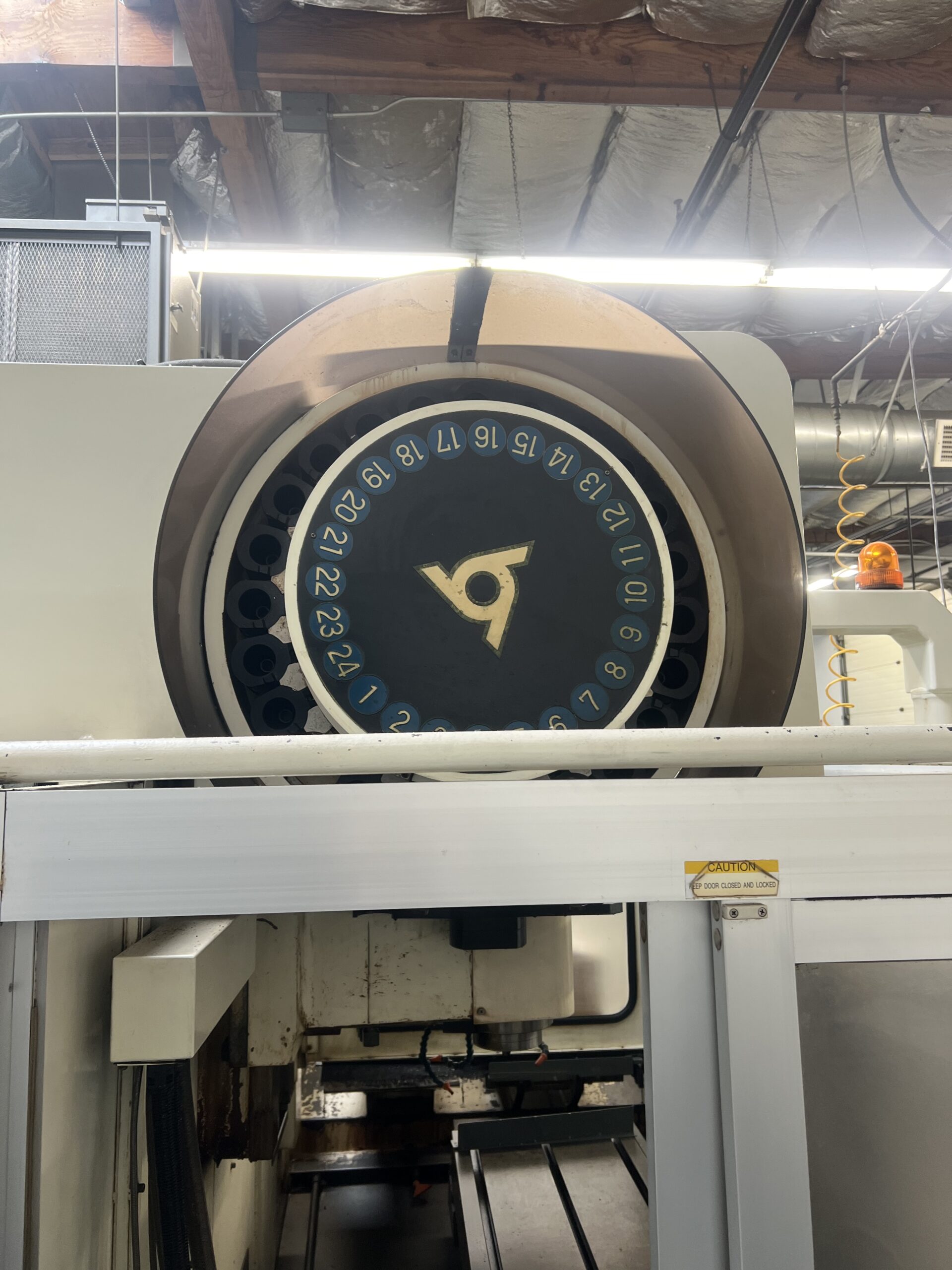 1995 Kitamura MyCenter 3X APC side-shuttle CNC Vertical Machining Center - Image 9