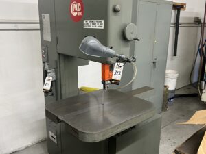 1978 Grob Inc Vertical Bandsaw S/N:1336 saw type is 4V-24