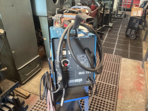 Chicago electric dual MiG welder MiG 151