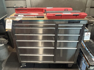 Craftsman 11 Drawer Tool Box With Contents
