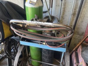 Oxygen Tank With Cart