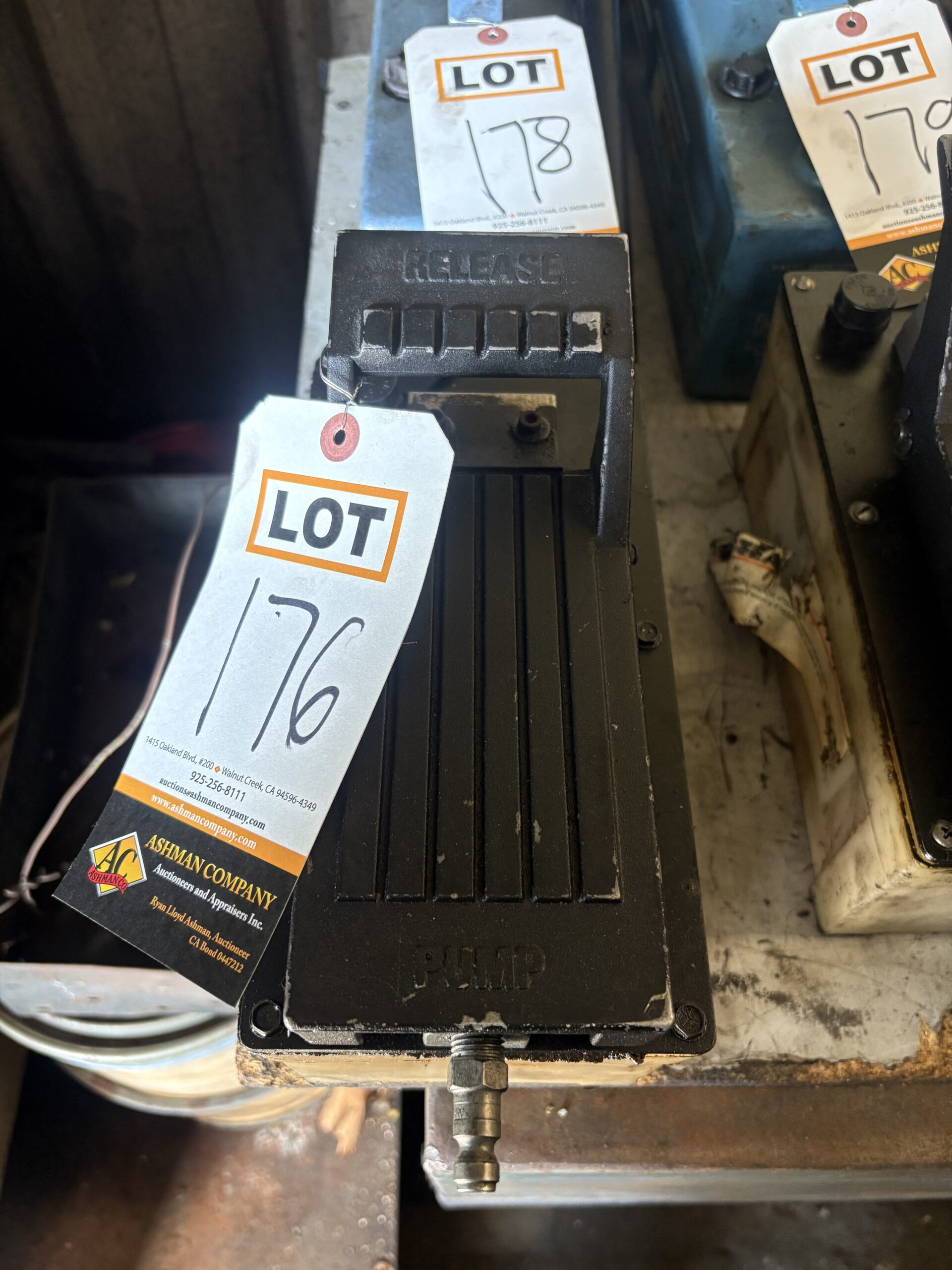 SPX Air Hydraulic Portable Pump