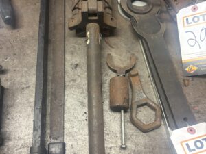 Manual Pipe Flaring and Swaging Tool