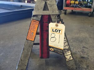 Gray Adjustable Jack Stand 20,000 lb Capacity