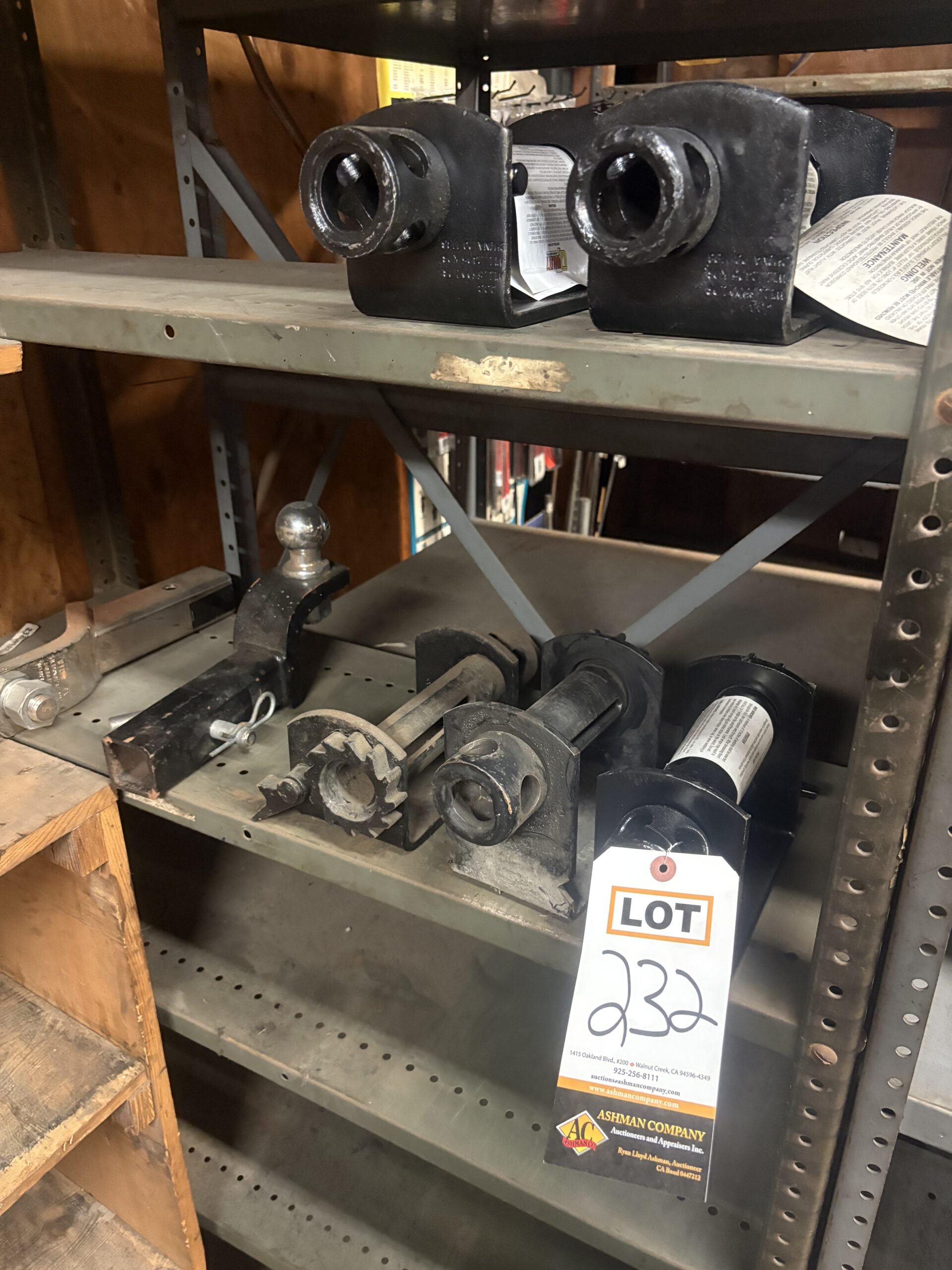 Track Sliding Winch and 2 Truck Hitches