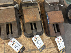 Kurt 6 in Heavy Duty Vise
