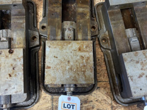 Kurt 6 in Heavy Duty Vise