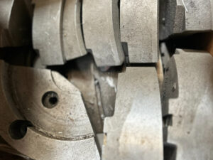 Segmented Expanding Mandrel